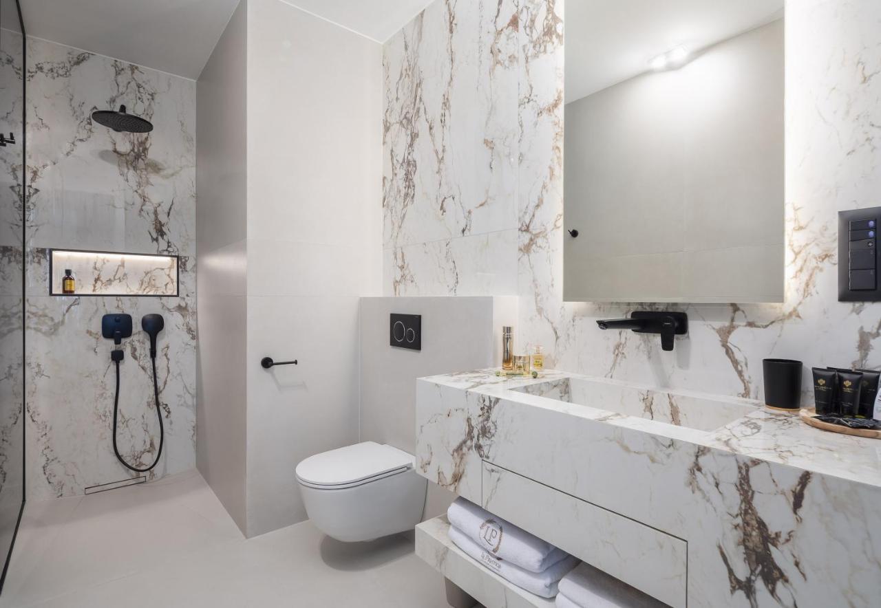 Luxury Rooms Le Prestige Few Minutes From Split'S Iconic Waterfront Buitenkant foto